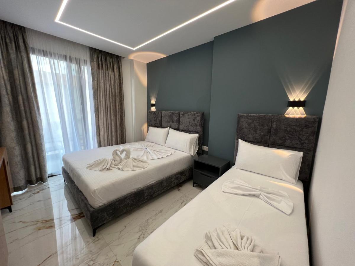 Poseidon Hotel 2 Ksamil Extérieur photo